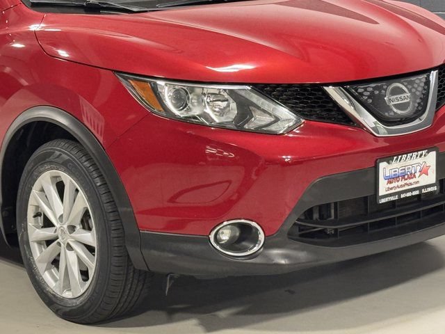 Used 2018 Nissan Rogue Sport SV w/ SV Technology Package AWD/4WD image 3