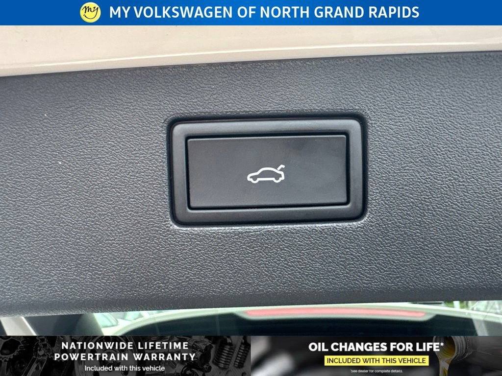 New 2026 Volkswagen Tiguan SEL R-Line AWD/4WD image 26