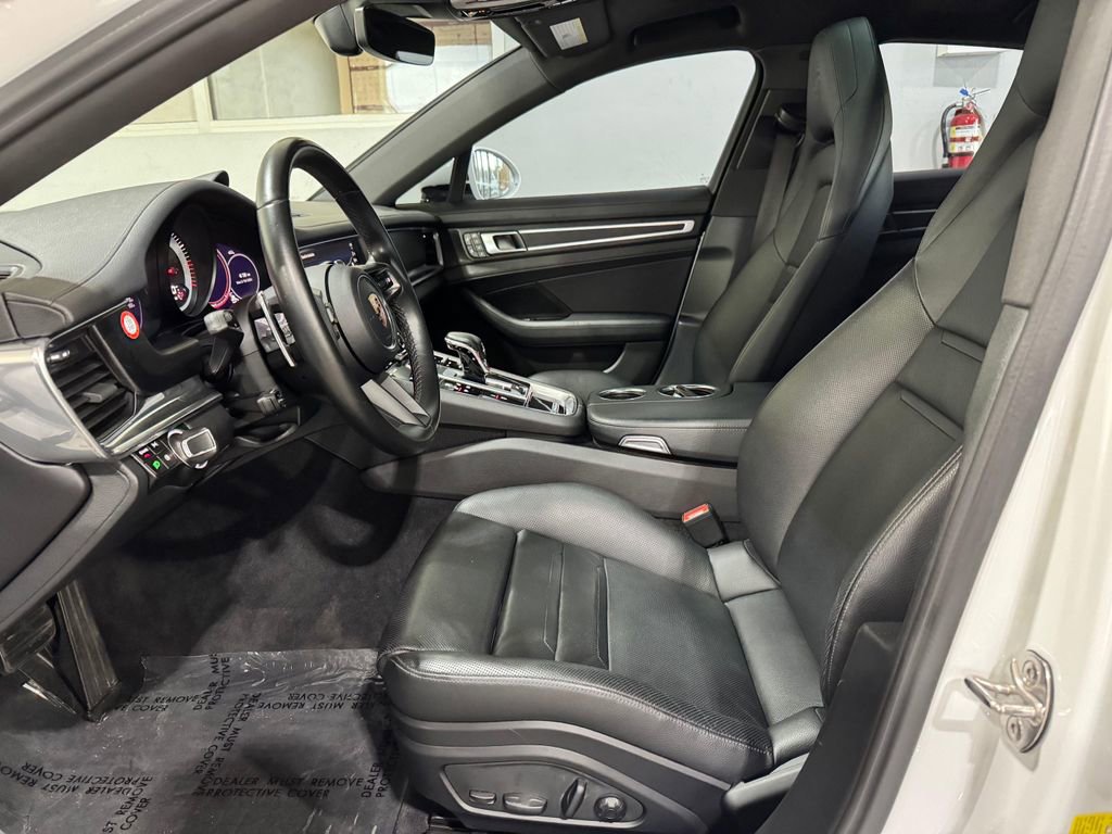 Used 2023 Porsche Panamera Platinum Edition w/ Sport Chrono Package RWD image 25