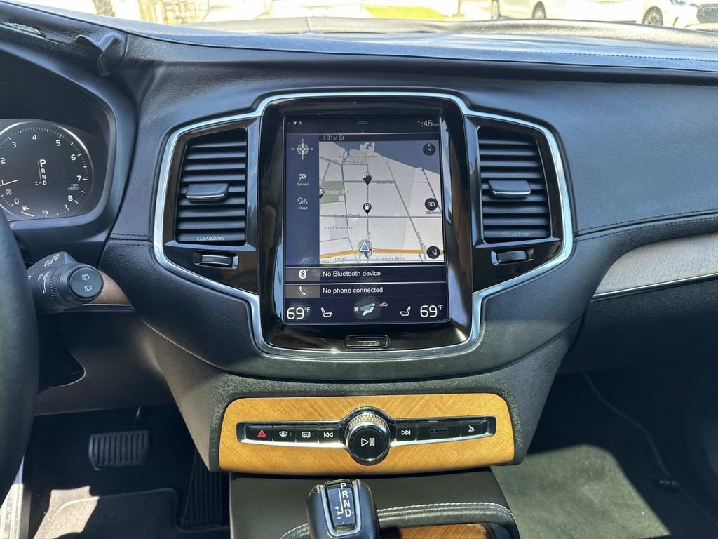 Used 2016 Volvo XC90 T6 Inscription w/ Vision Package image 25