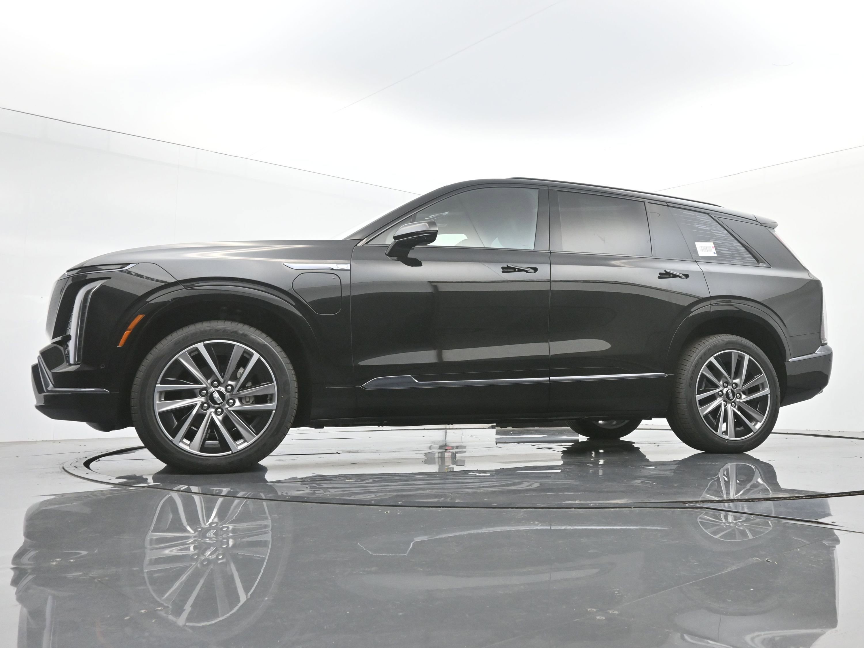 New 2026 Cadillac Vistiq Sport w/ LPO, Floor Liner Package image 16