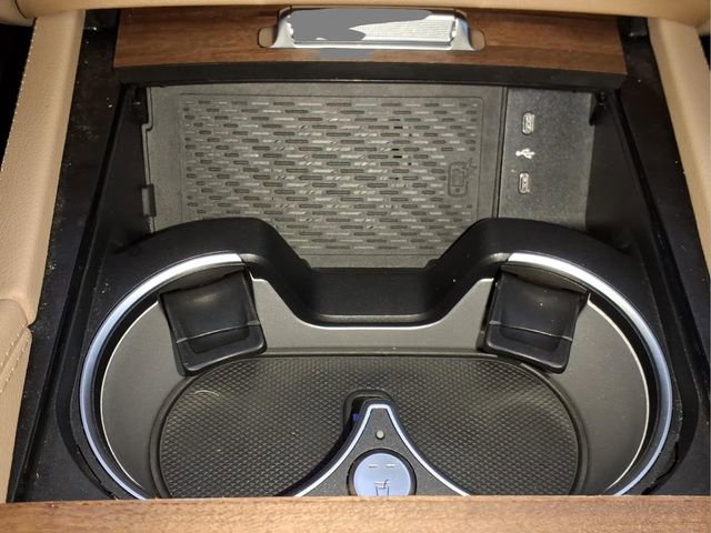 Used 2024 Mercedes-Benz GLS 450 4MATIC image 25