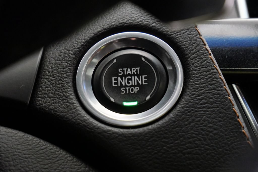 Used 2023 Cadillac CT5 V w/ Platinum Package AWD/4WD image 28