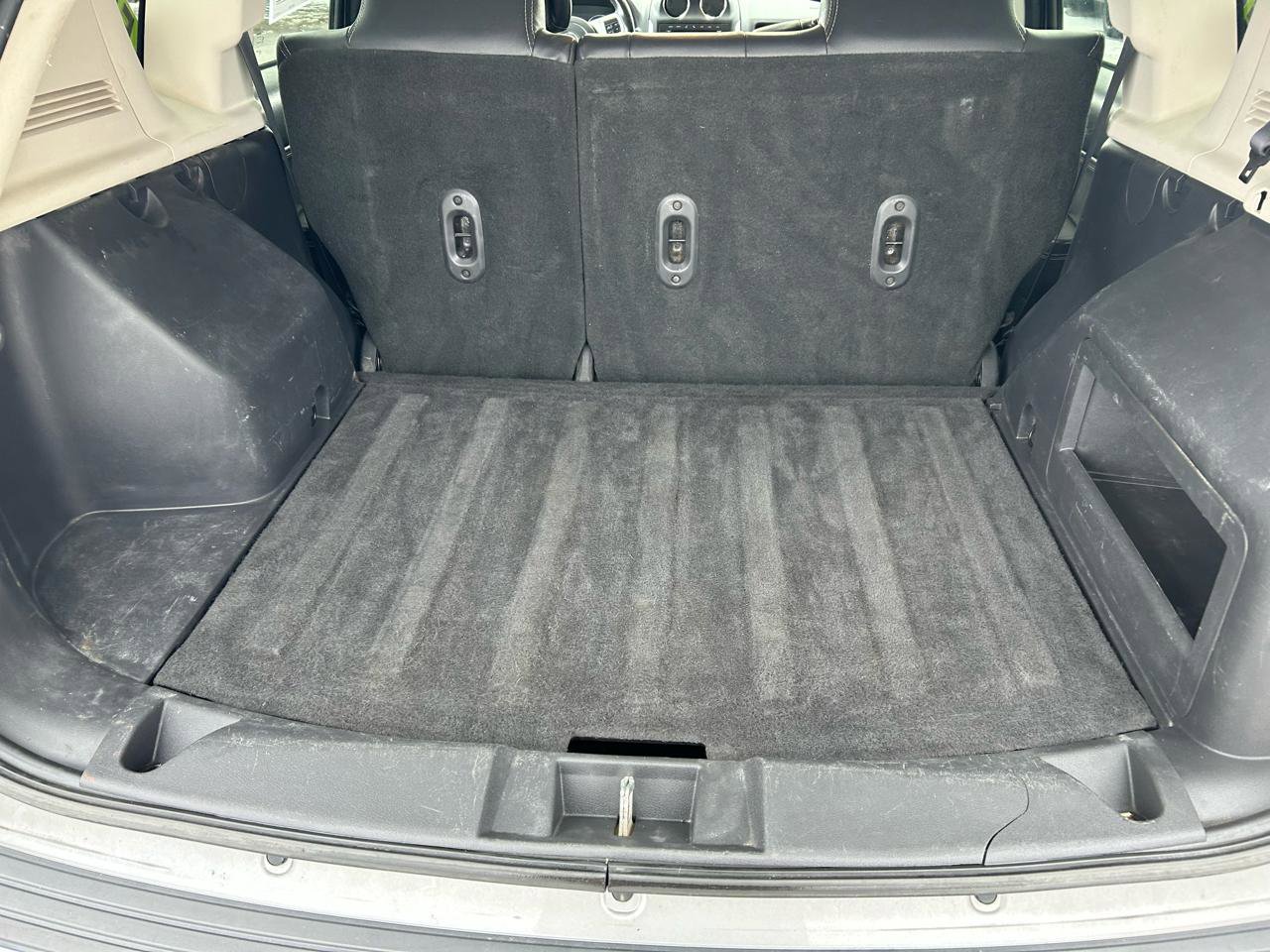 Used 2016 Jeep Compass High Altitude FWD image 17