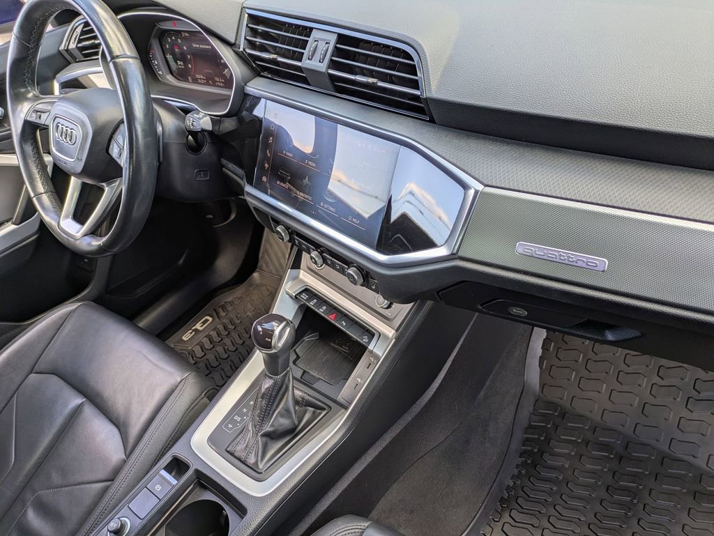 Used 2023 Audi Q3 2.0T Premium Plus AWD/4WD image 38