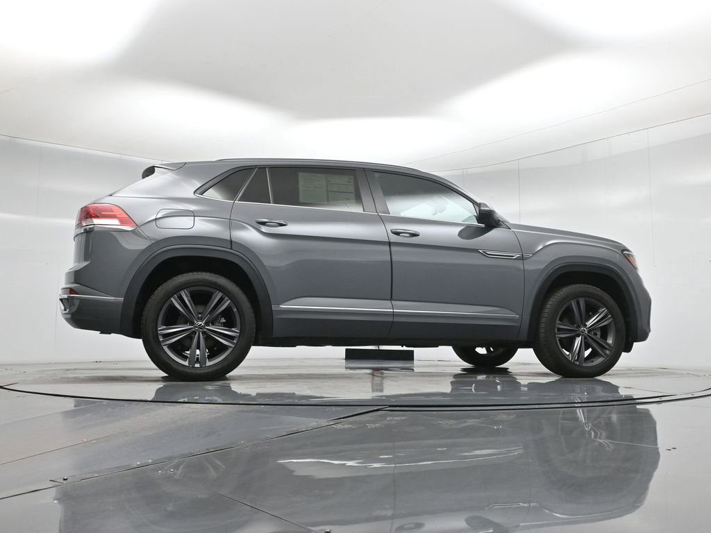 Used 2021 Volkswagen Atlas Cross Sport SE image 46