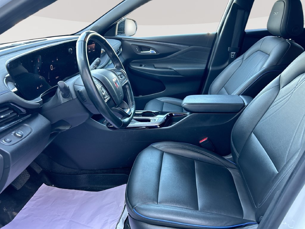 Used 2025 Buick Envista Sport Touring w/ Convenience I Package FWD image 21