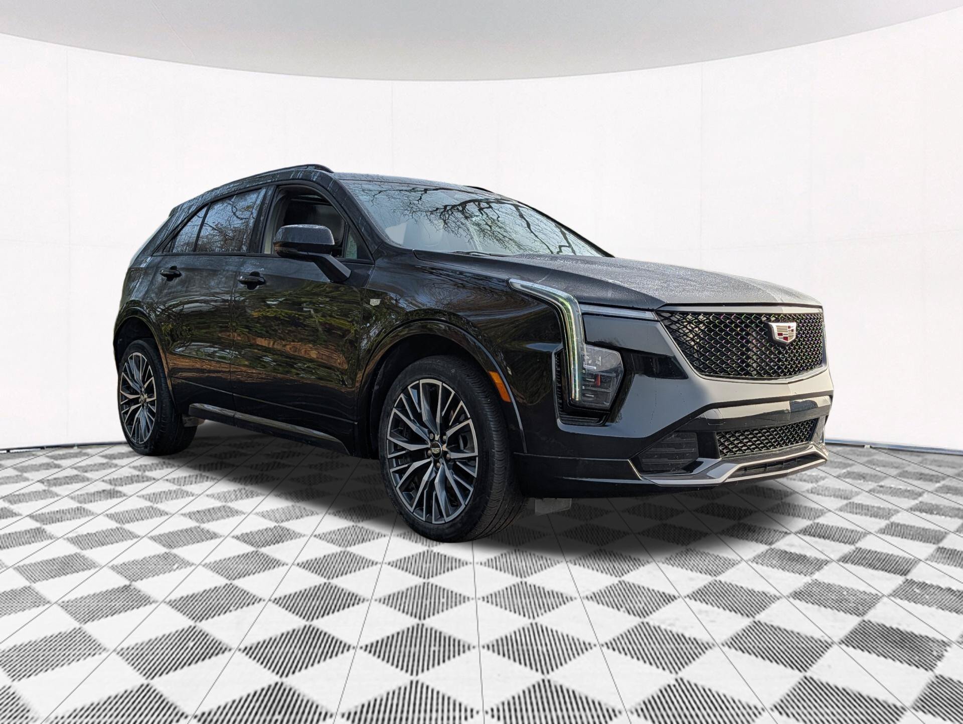 Used 2024 Cadillac XT4 Sport AWD/4WD image 19