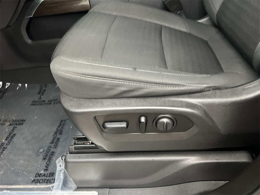 Used 2021 Chevrolet Silverado 1500 RST image 15