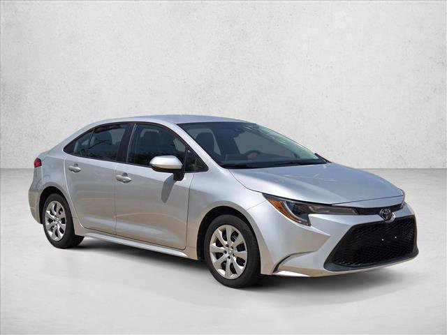 Used 2021 Toyota Corolla LE FWD image 3
