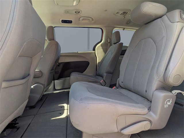 Used 2018 Chrysler Pacifica Touring Plus w/ Tire & Wheel Group image 14