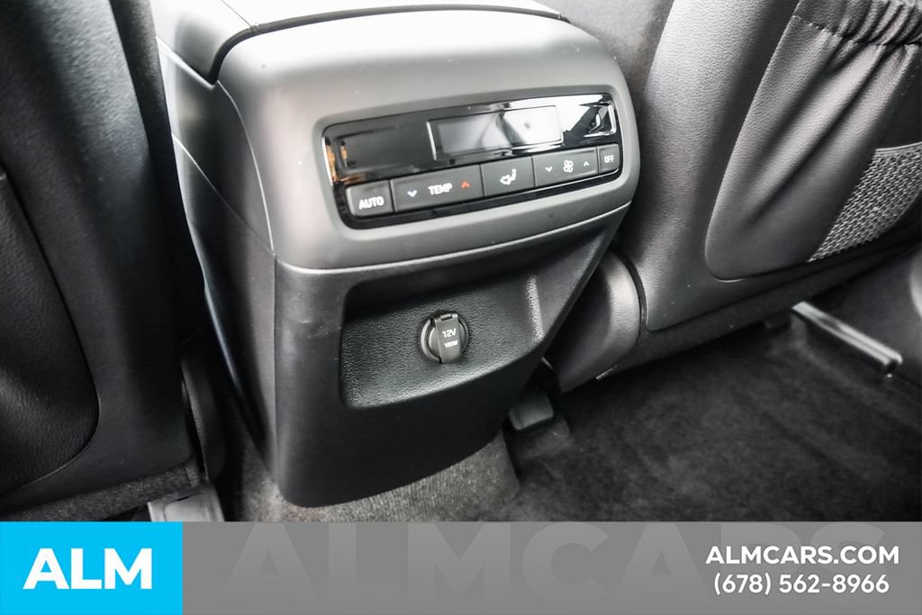Used 2025 Hyundai Palisade SE FWD image 51