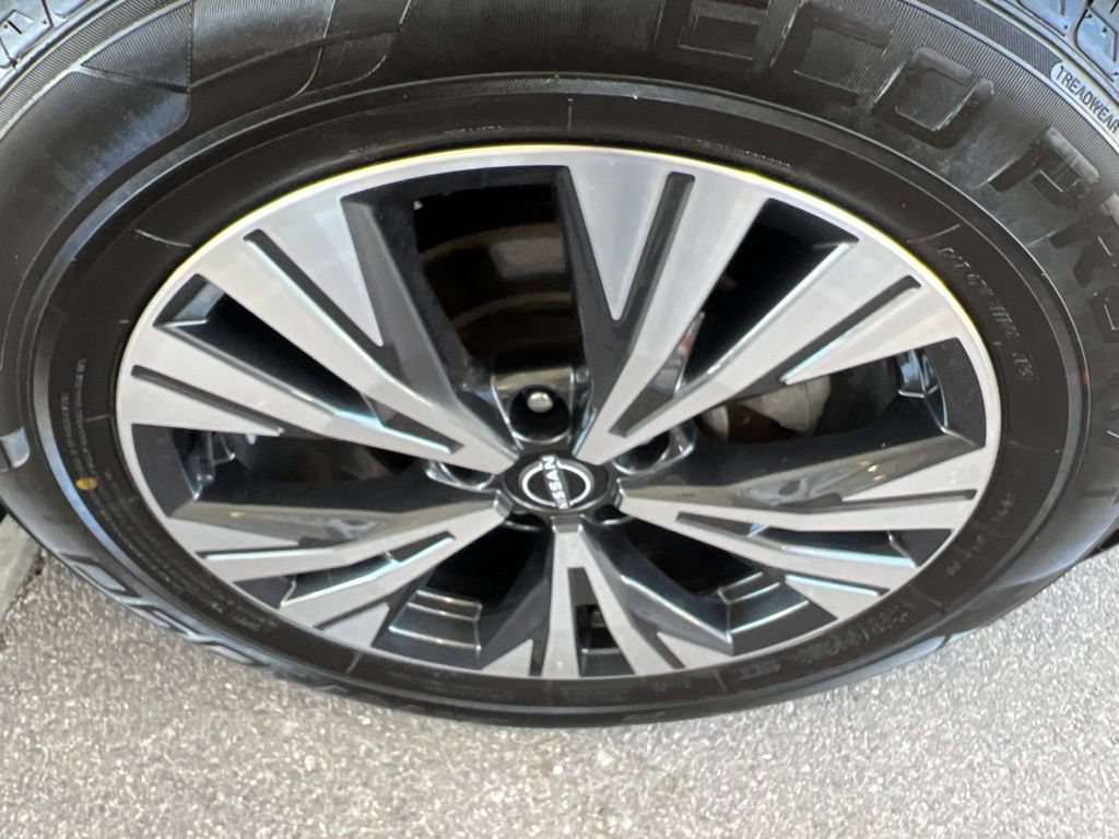 Certified 2023 Nissan Rogue SV AWD/4WD image 37