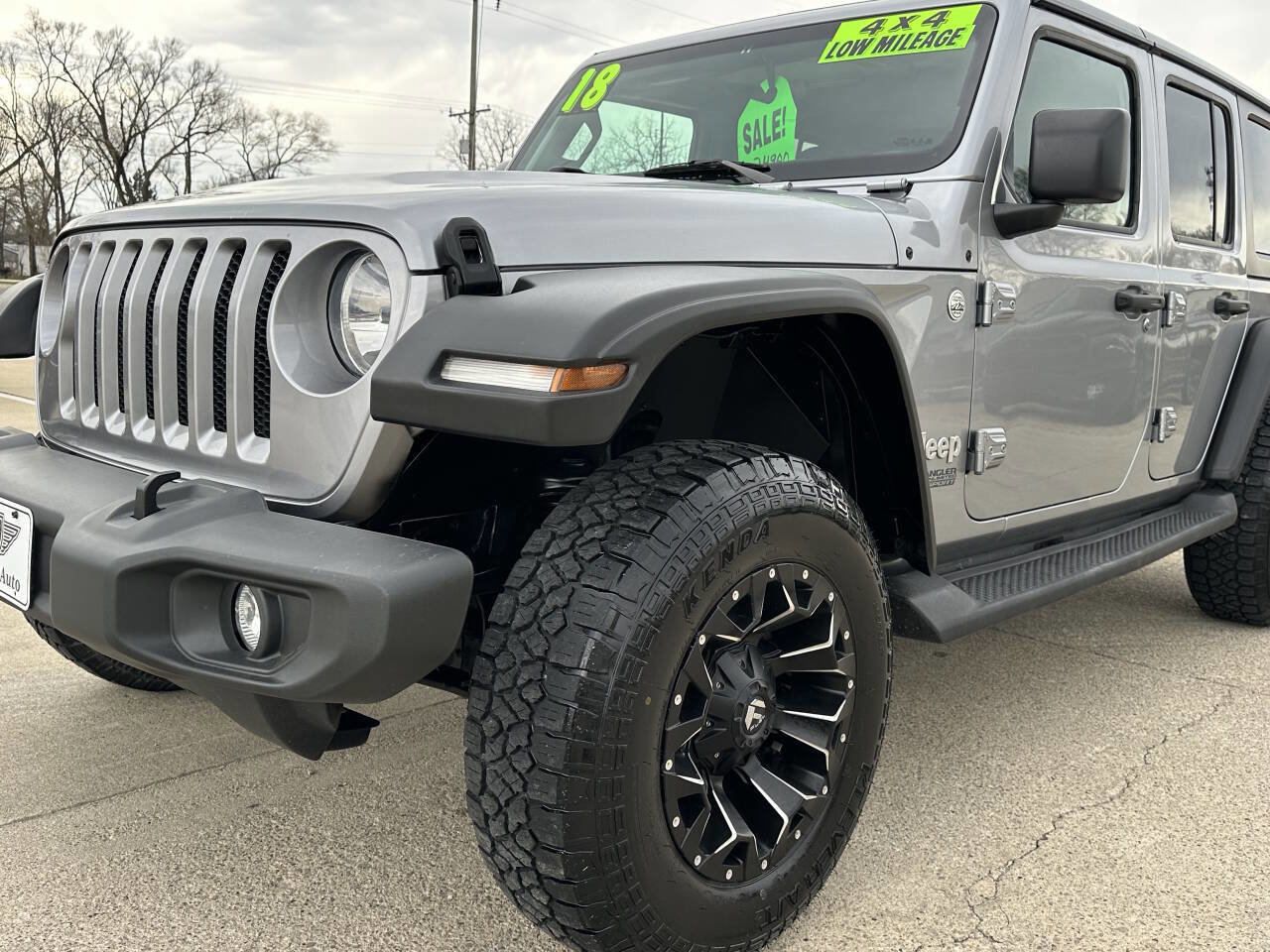 Used 2018 Jeep Wrangler Unlimited Sport S image 9