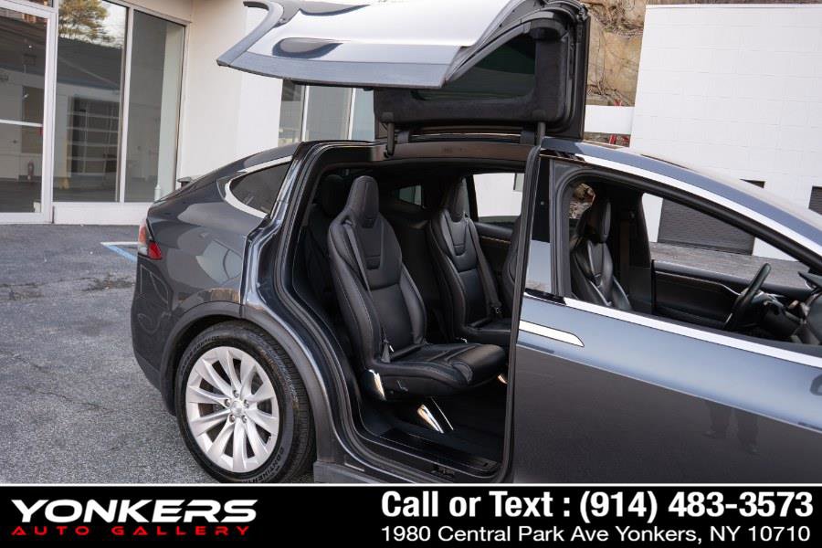 Used 2017 Tesla Model X 100D image 48