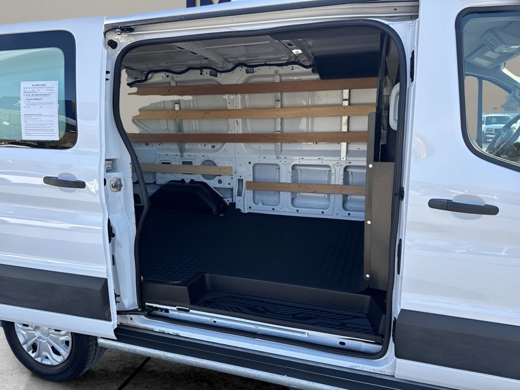 Used 2024 Ford Transit 250 Low Roof w/ Exterior Upgrade Package RWD image 21