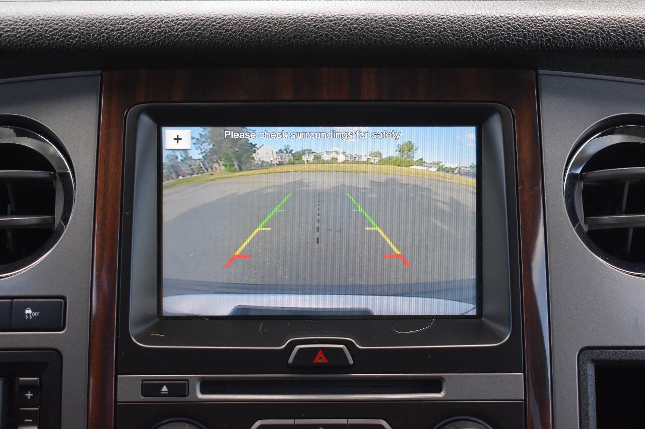 Used 2016 Ford Expedition EL Platinum image 26