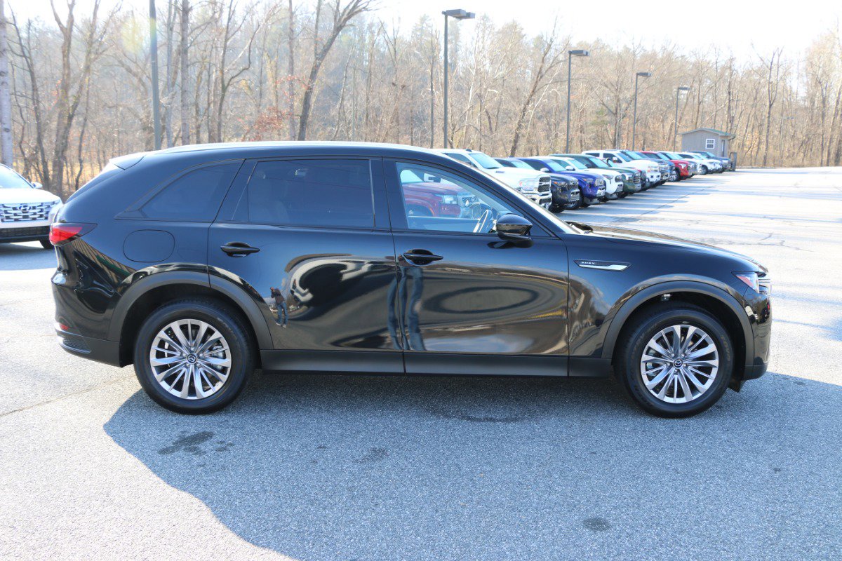 Used 2025 MAZDA CX-90 Plug-In Hybrid w/ Preferred image 9