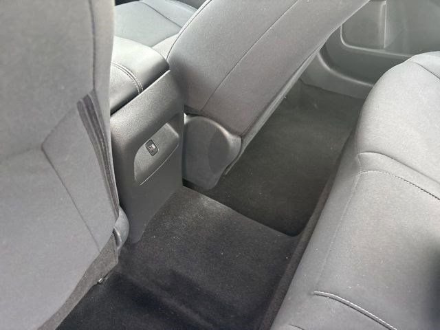 Used 2022 Nissan Sentra SV w/ All-Weather Package image 31