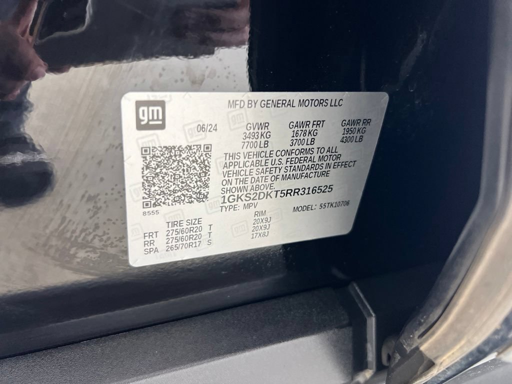 Used 2024 GMC Yukon Denali w/ Advanced Technology Package AWD/4WD image 32