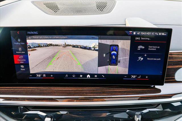 Used 2025 BMW X7 M60i image 18