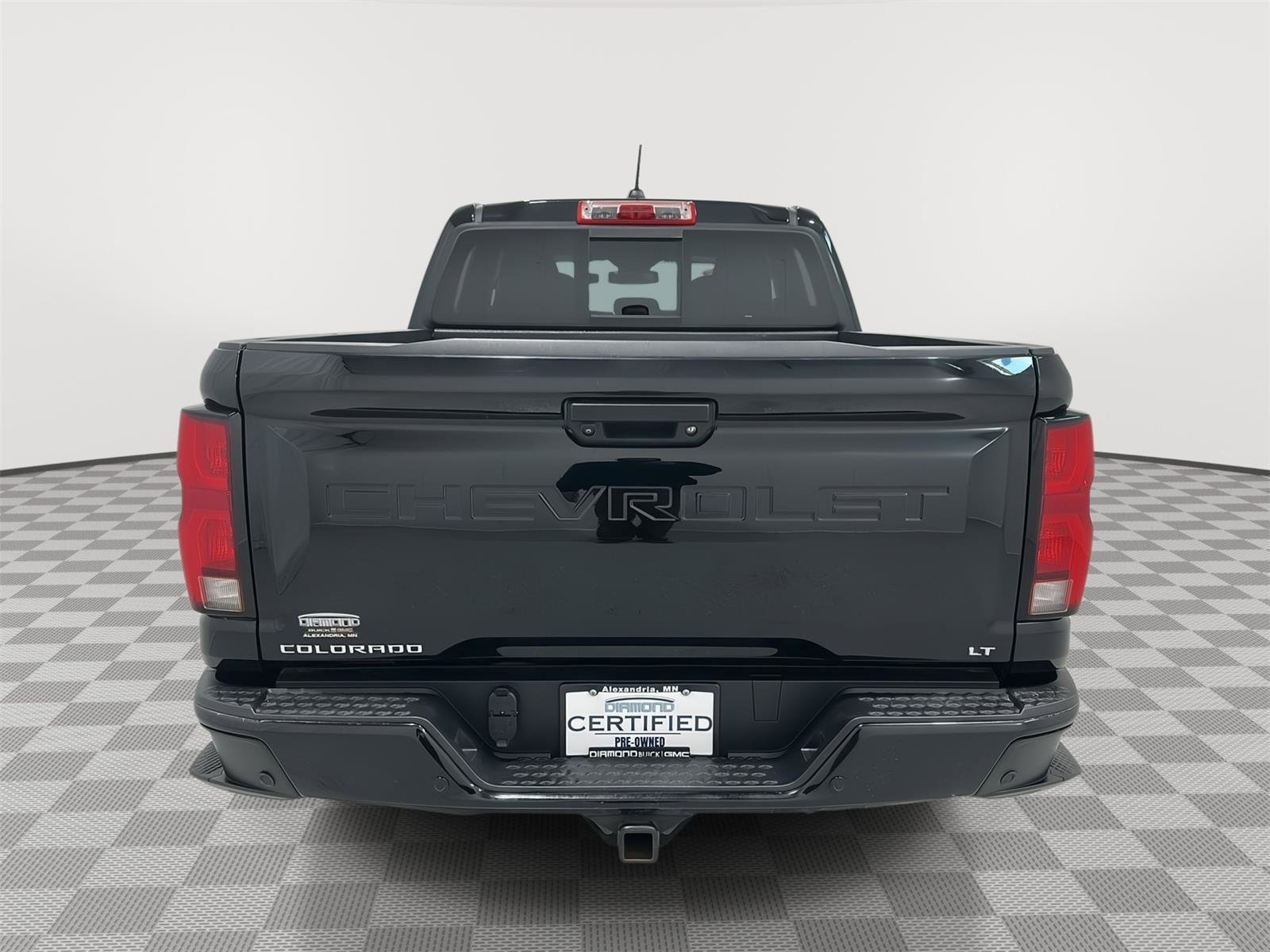 Used 2023 Chevrolet Colorado LT w/ LT Convenience Package III image 4