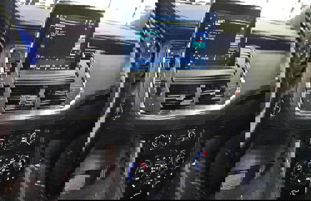 Certified 2024 Chevrolet Tahoe Z71 w/ Luxury Package image 9