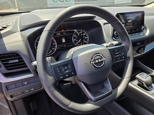 New 2026 Nissan Rogue Dark Armor FWD image 9