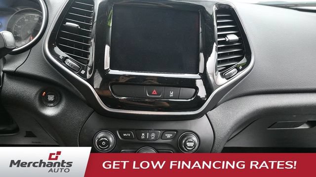Used 2022 Jeep Cherokee Limited AWD/4WD image 17