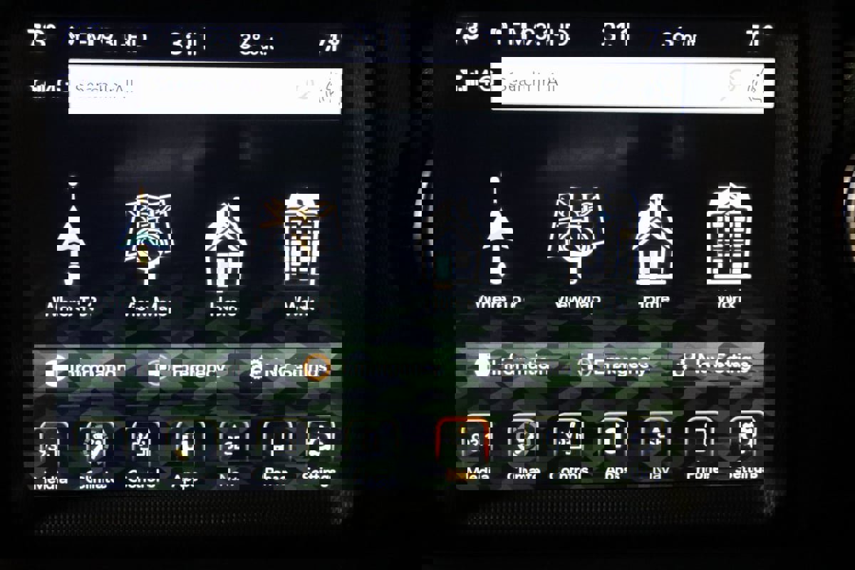 Used 2022 Jeep Wrangler Unlimited Sahara w/ Cold Weather Group image 60