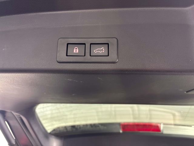 Used 2024 Subaru Ascent Limited image 11