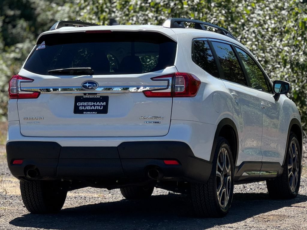 Used 2023 Subaru Ascent Limited AWD/4WD image 7