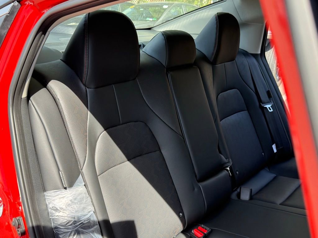 New 2026 Nissan Sentra SR w/ SR Premium Package FWD image 23