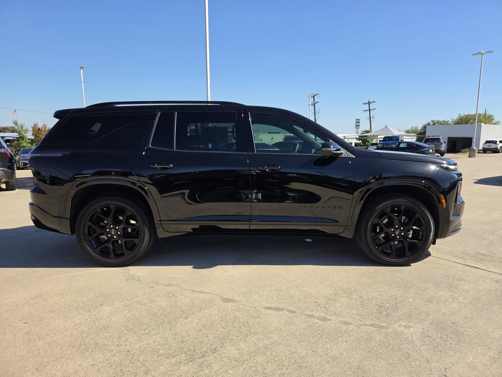 Used 2026 Chevrolet Traverse RS FWD image 4