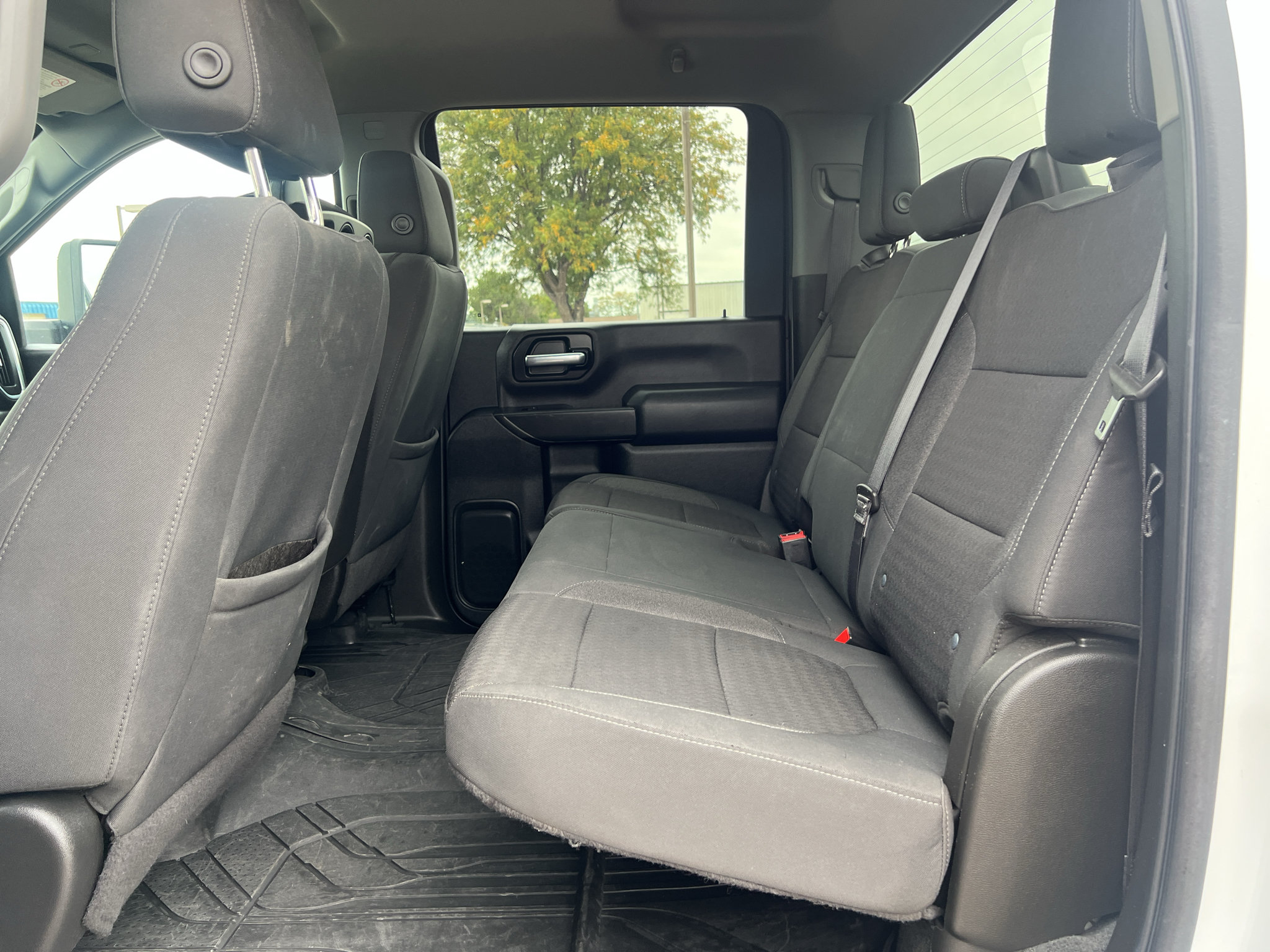 Used 2021 Chevrolet Silverado 2500 LT AWD/4WD image 12