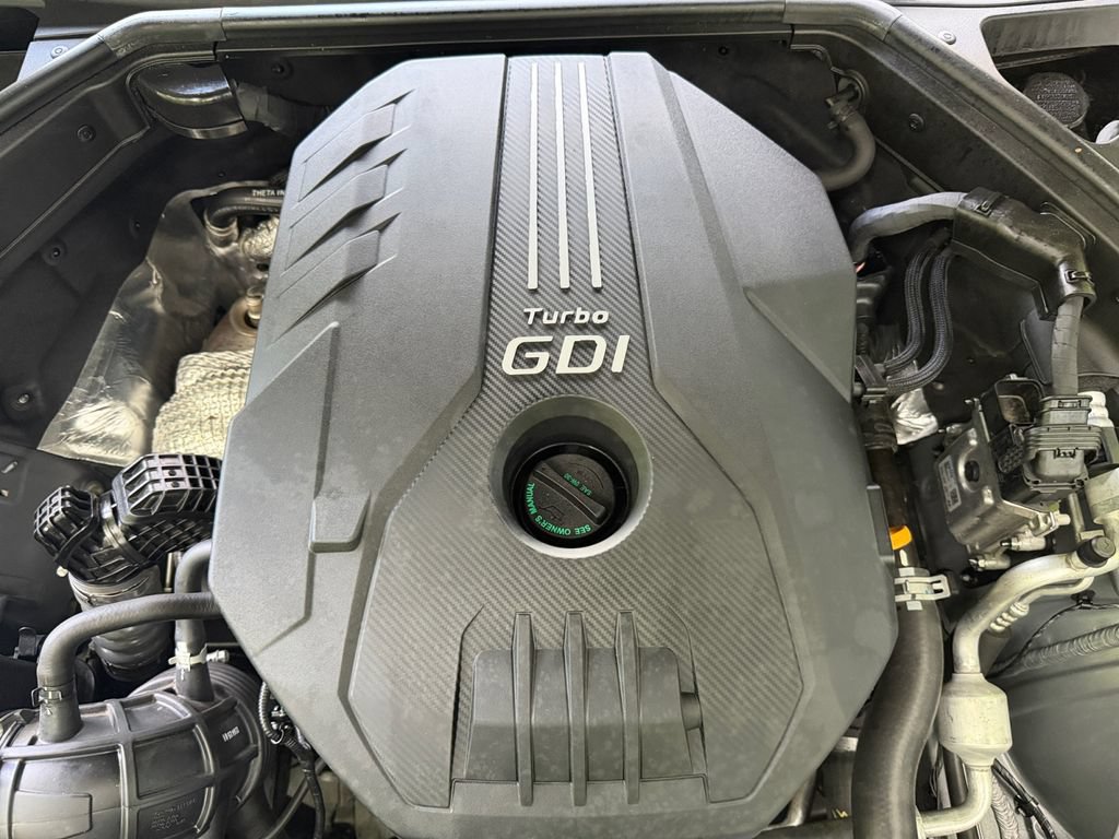 Used 2023 Genesis G70 2.0T AWD/4WD image 22