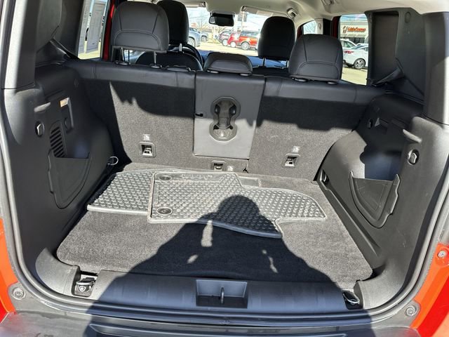 Used 2022 Jeep Renegade Limited image 23