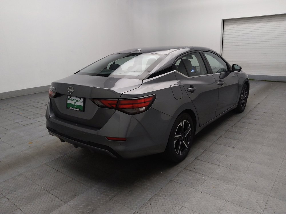 Used 2025 Nissan Sentra SV FWD image 9
