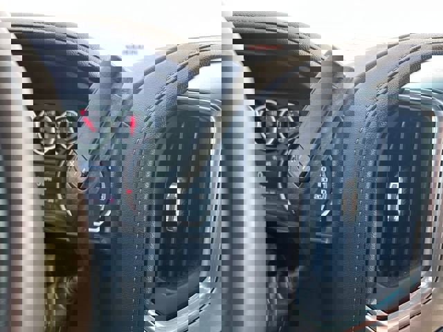 Used 2021 Chevrolet Silverado 1500 LTZ w/ Z71 Off-Road Package image 18