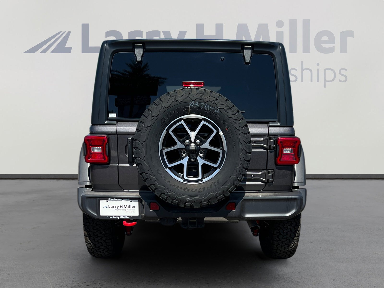 New 2025 Jeep Wrangler Unlimited Rubicon w/ Convenience Group image 4