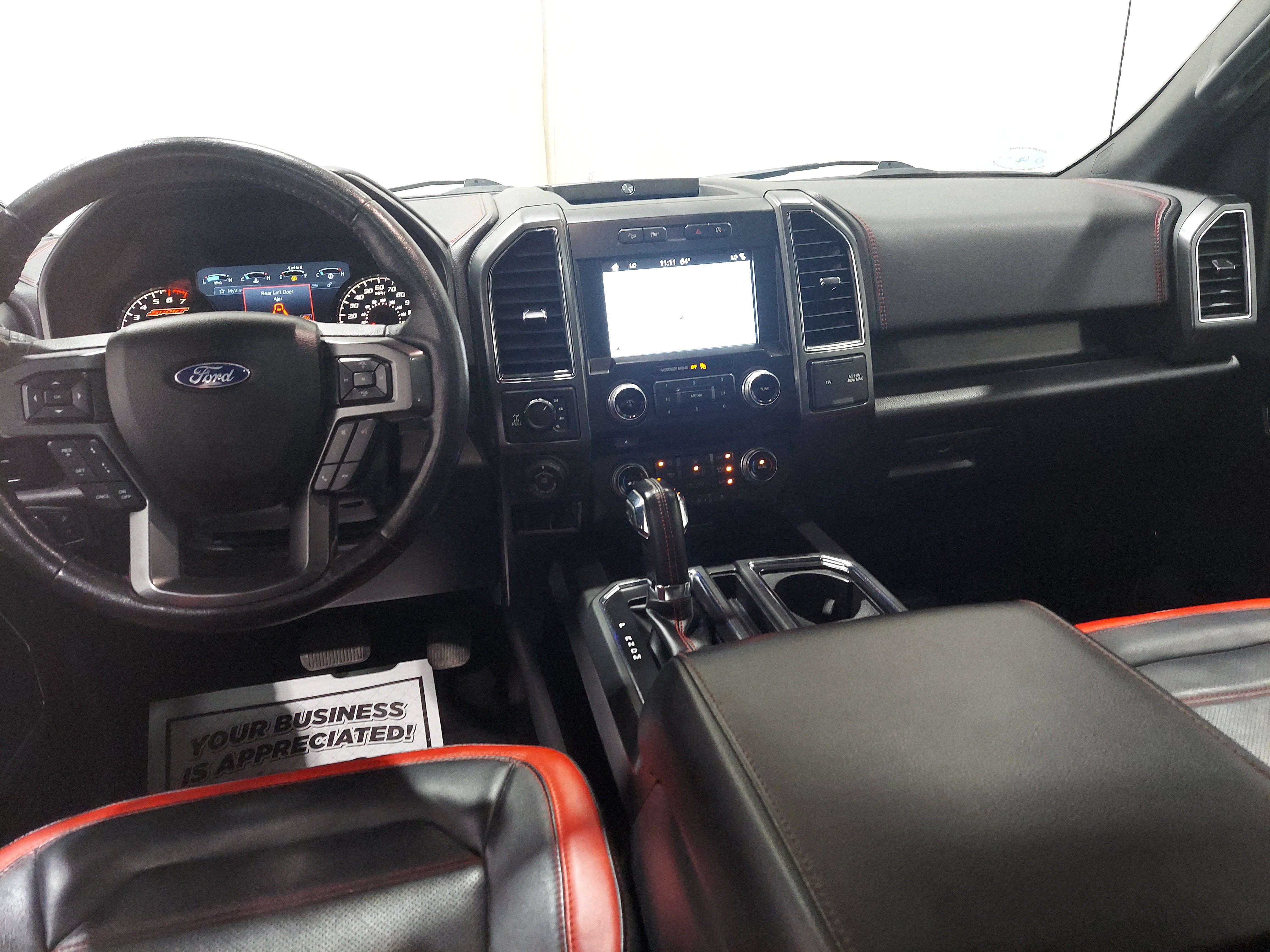 Used 2018 Ford F150 Lariat w/ Equipment Group 502A Luxury AWD/4WD image 9