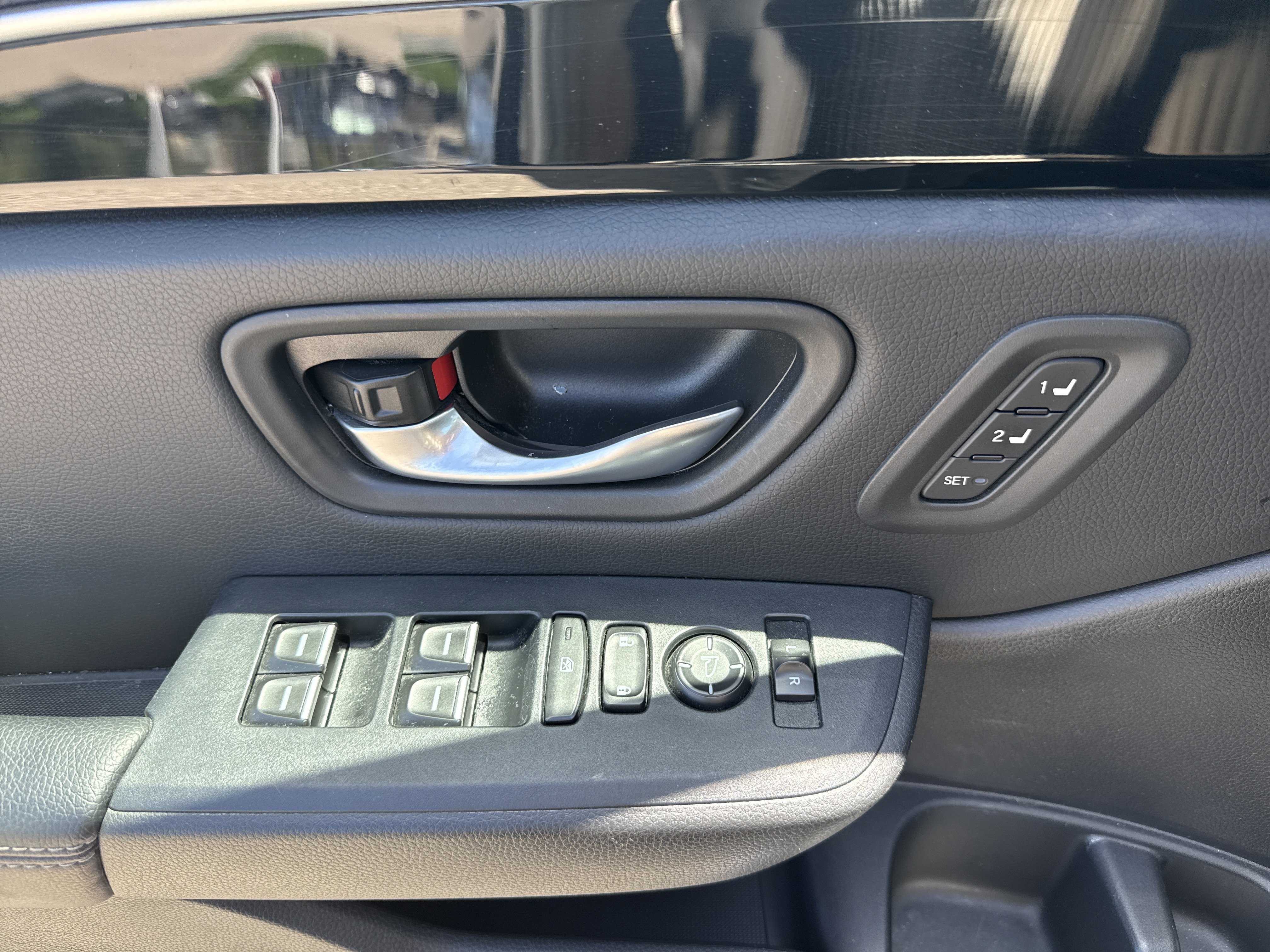 Certified 2024 Honda Pilot Touring image 19