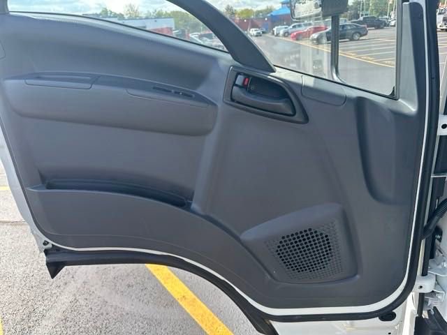 New 2024 Chevrolet Low Cab Forward image 10