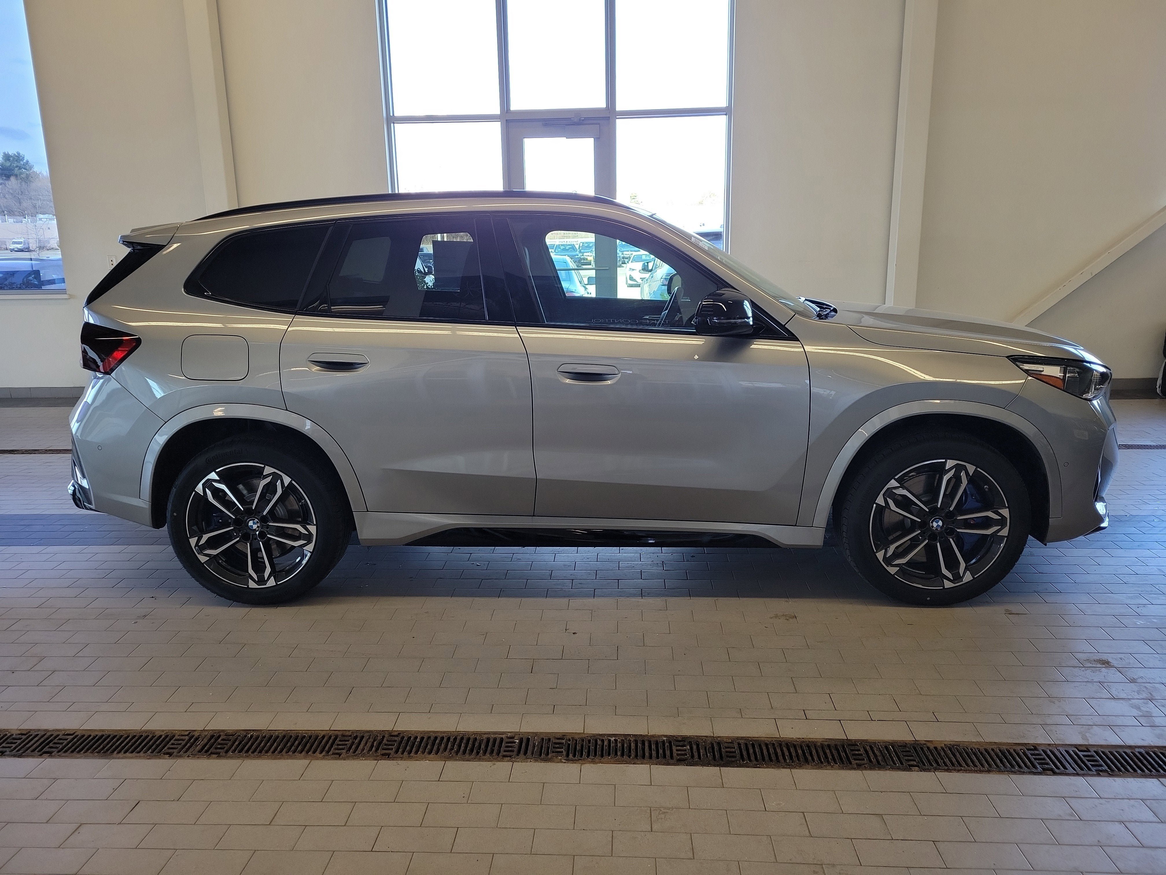 New 2026 BMW X1 M35i w/ Technology Package AWD/4WD image 8