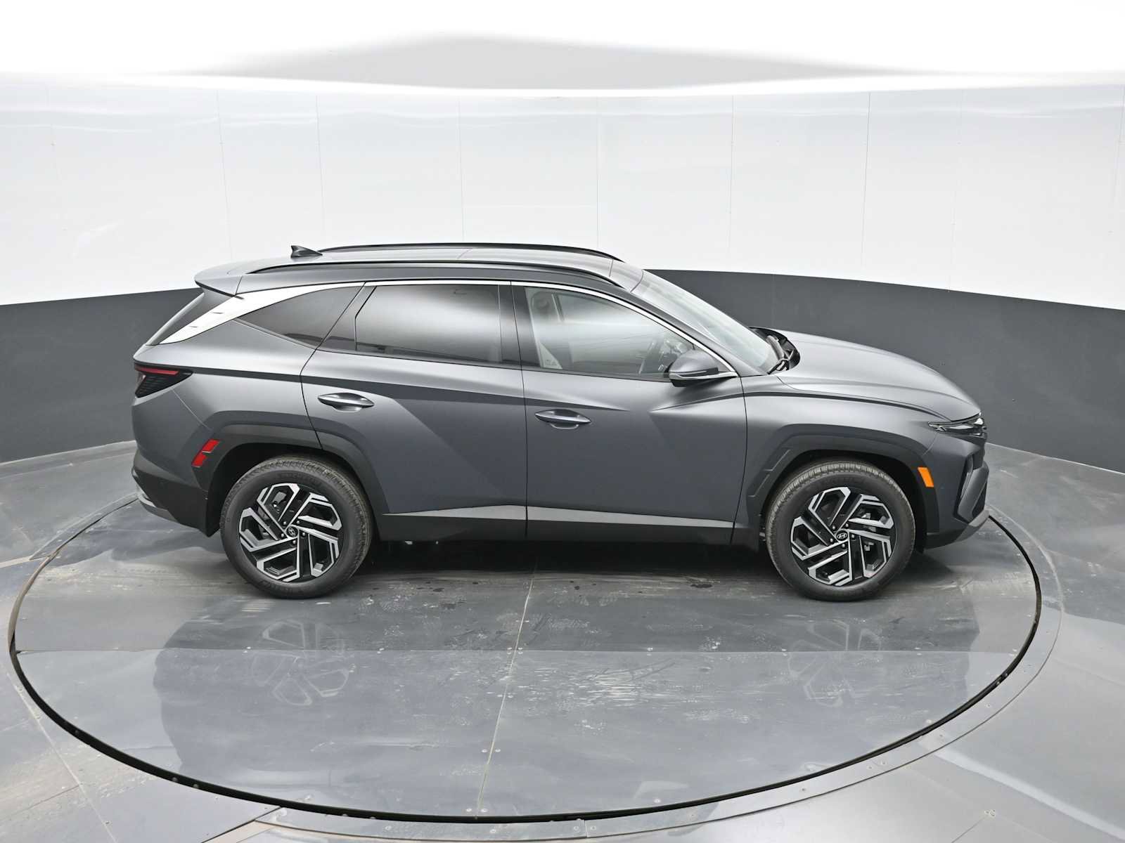 New 2026 Hyundai Tucson Limited image 30