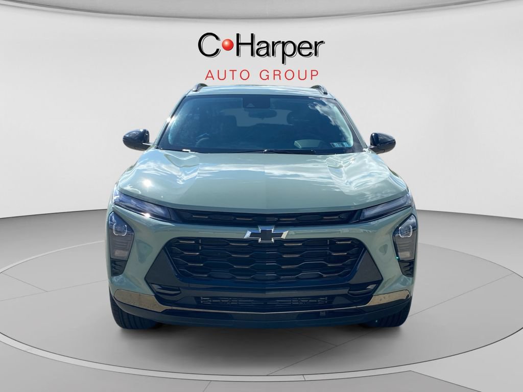 Used 2025 Chevrolet Trax ACTIV FWD image 8