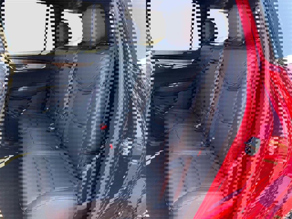 New 2025 Cadillac XT6 Luxury image 25