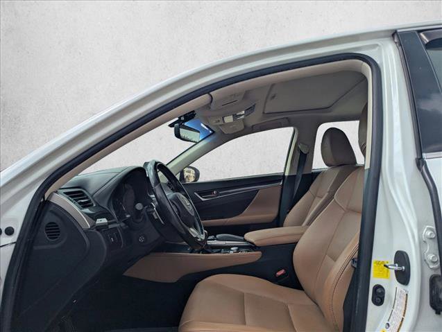 Used 2016 Lexus GS 200t w/ Preferred Accessory Package RWD image 12