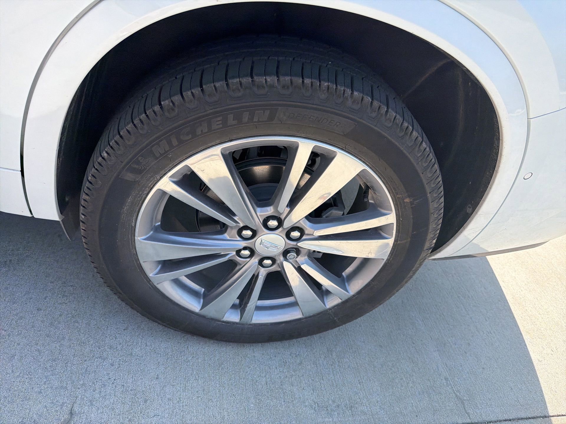 Used 2024 Cadillac XT6 Premium Luxury w/ Technology Package image 9