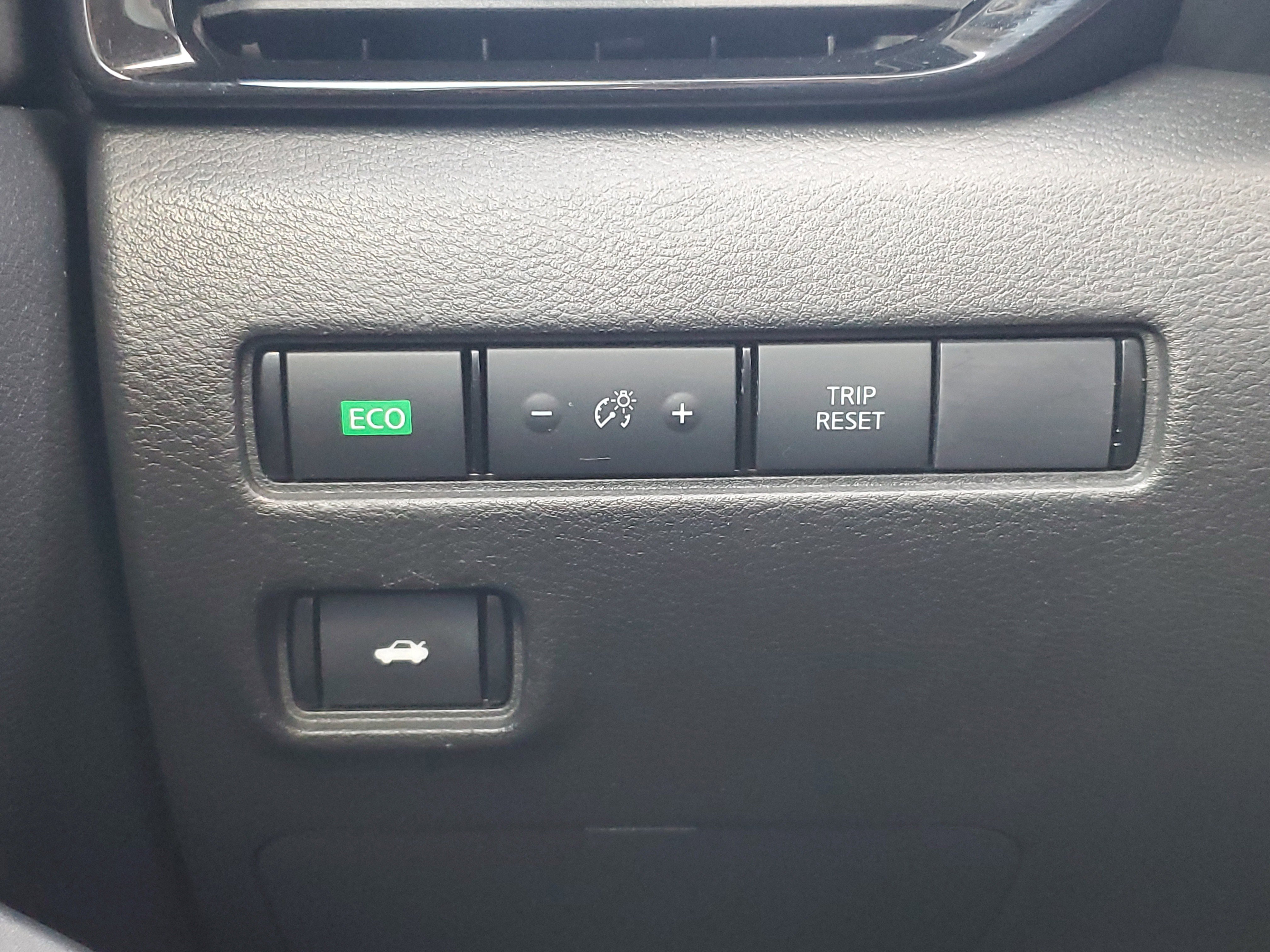 Certified 2022 Nissan Sentra SV w/ All-Weather Package image 26